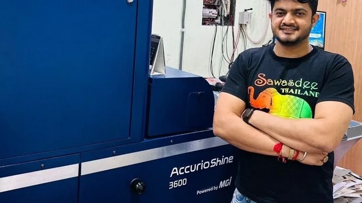 Konica Minolta AccurioShine 3600 dijital yüzey zenginleştirme presi