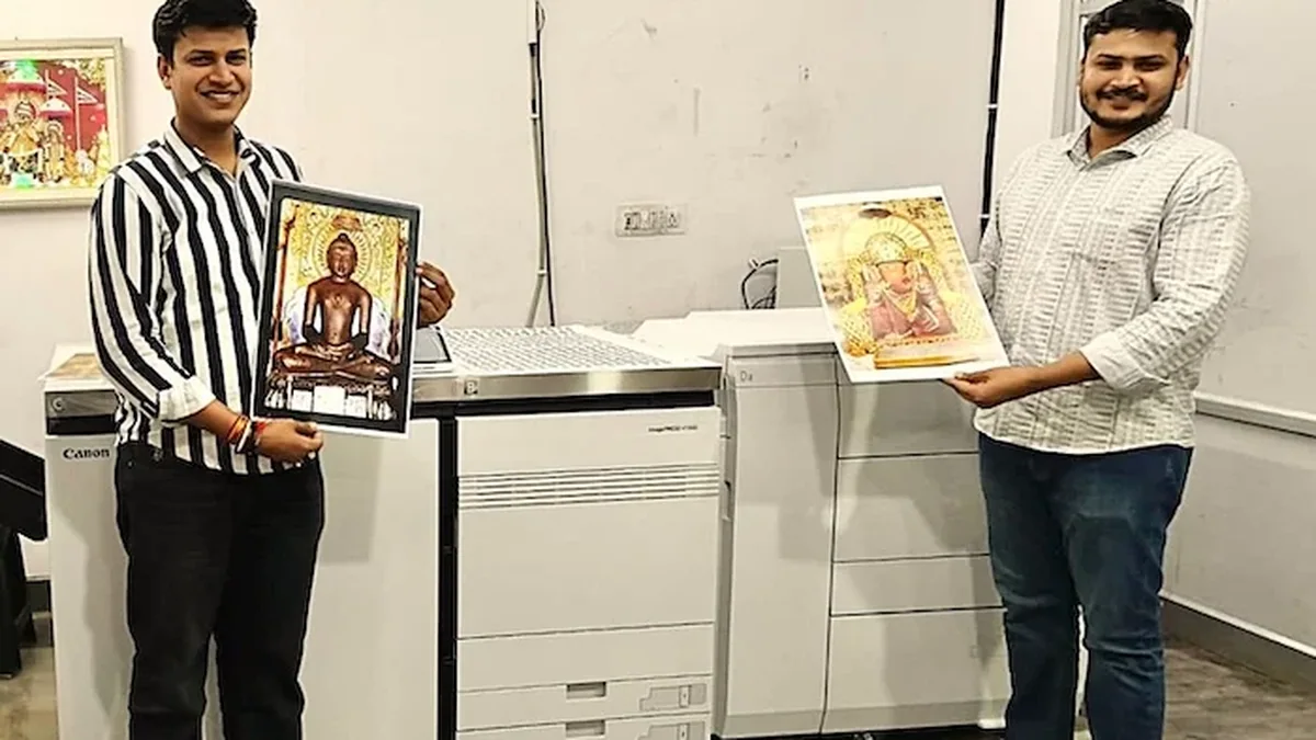 Canon imagePress V1000 dijital renkli üretim presi ve matbaa ekibi