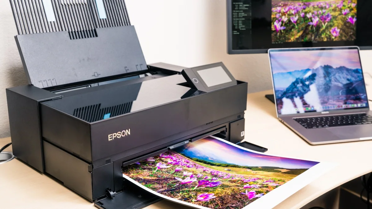 Epson SureColor P700 on kartuşlu masaüstü fotoğraf yazıcısı modeli