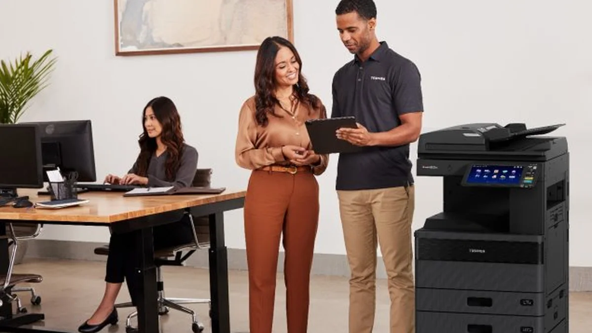 Toshiba e-STUDIO2521AC kompakt A4 çok fonksiyonlu yazıcının tanıtım görseli