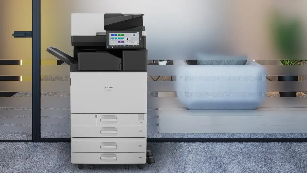 Ricoh IM Serisi siyah-beyaz A3 çok fonksiyonlu yazıcı ve akıllı kumanda paneli