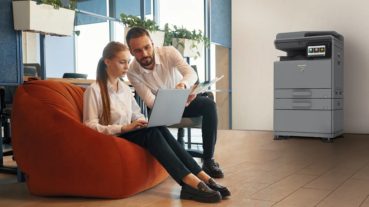 Sharp BP-22C25 kompakt A3 çok fonksiyonlu ofis yazıcısı, dar alanlar için tasarlandı